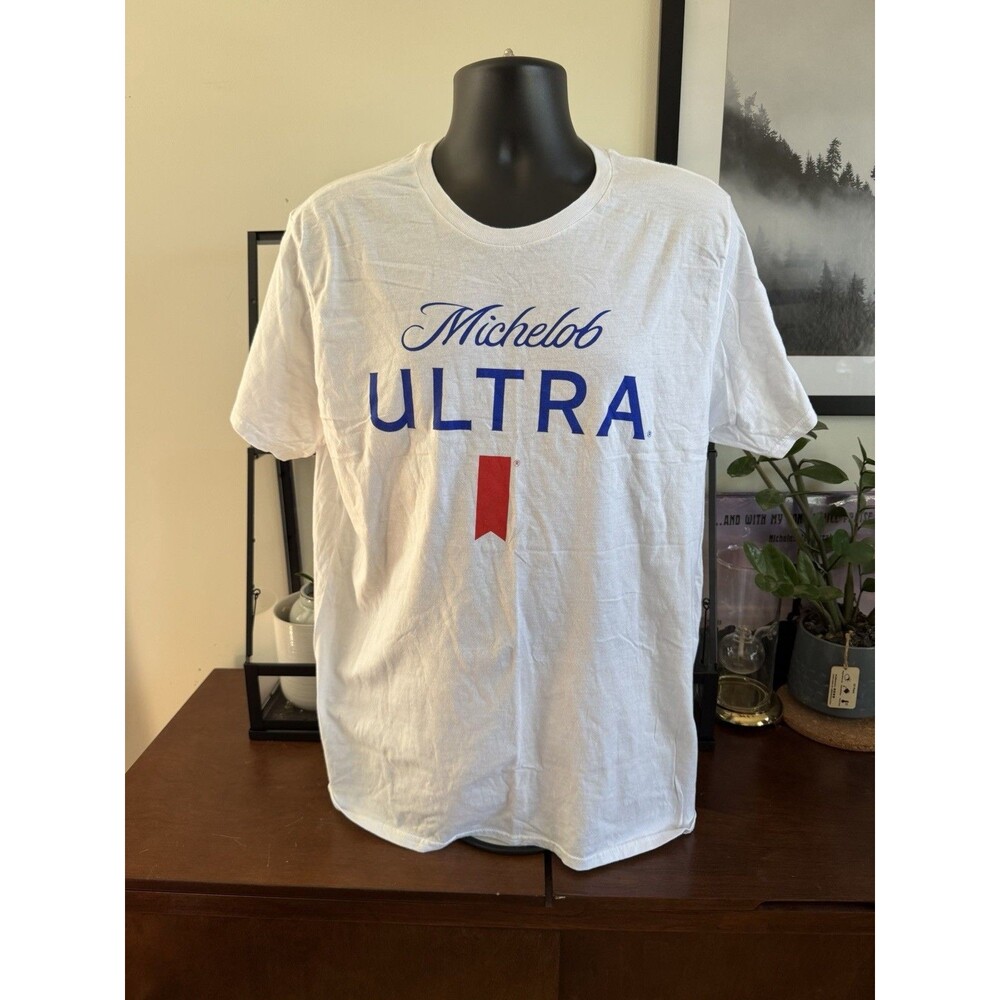 Michelob Ultra White T-shirt, Adult Large Y2K Beer Shirt
